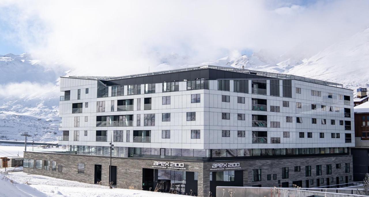 Apex2100 International Ski Academy Tignes Dış mekan fotoğraf